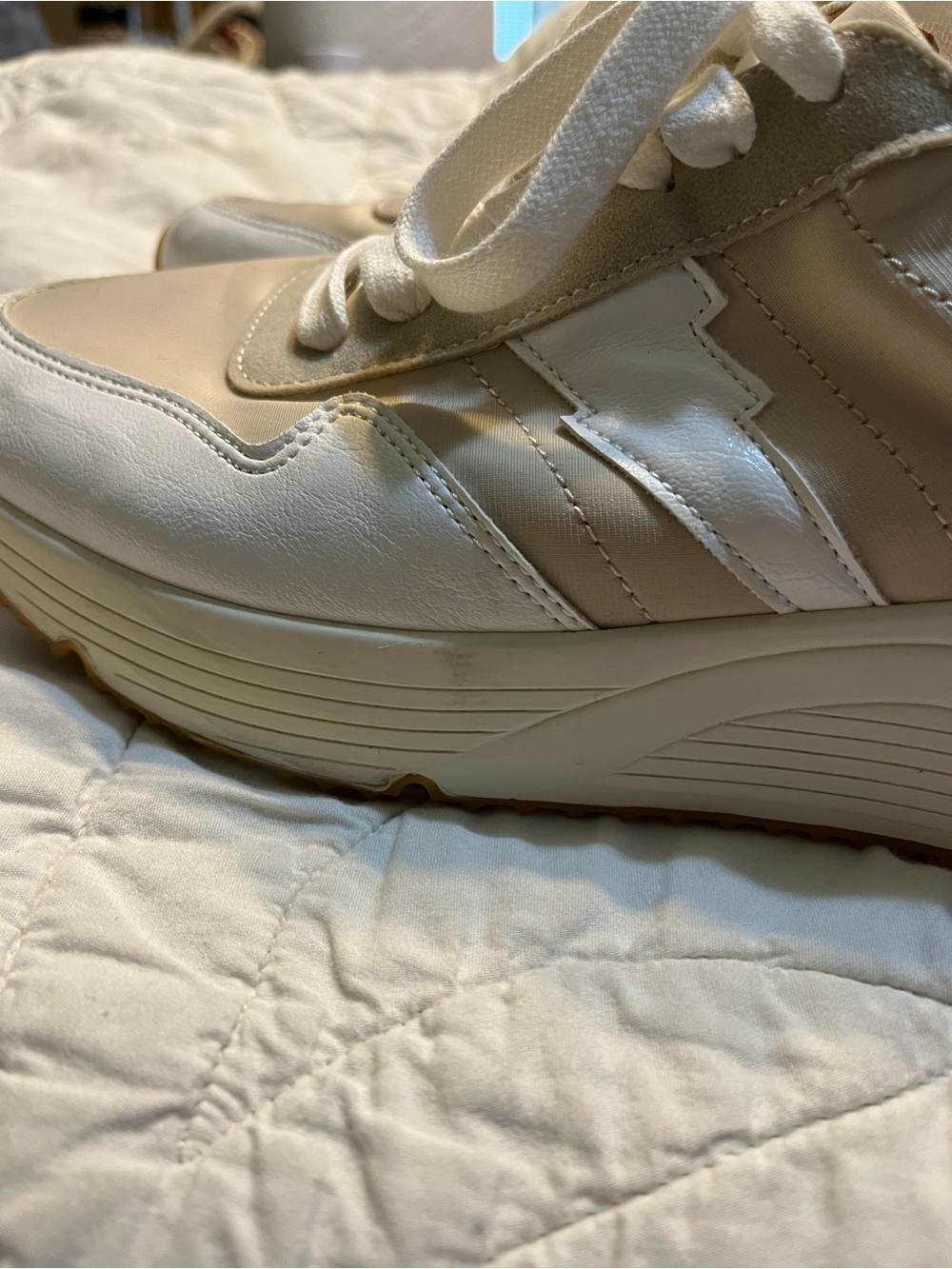Beige and White Platform Sneakers with Cushioned Sole - Picture 3 of 9